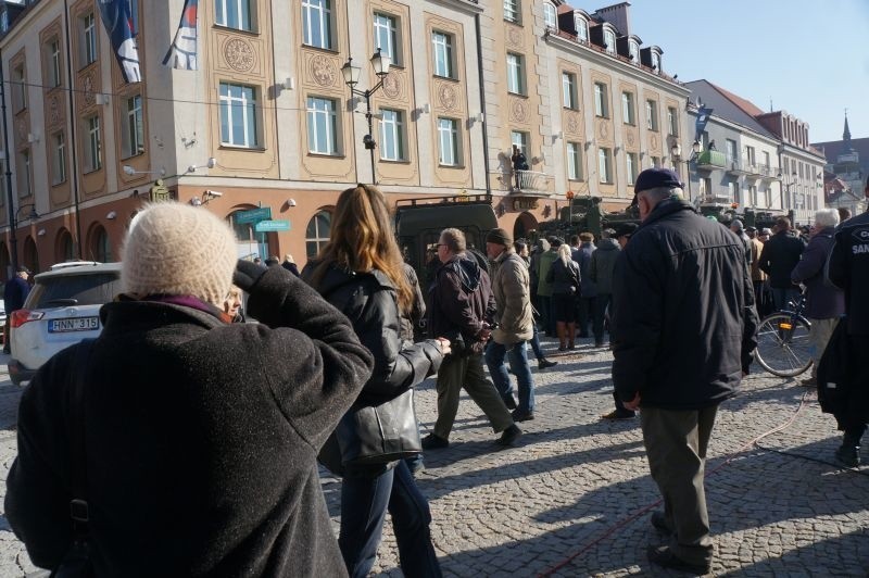 Rynek Kościuszki. Przyjechała US Army