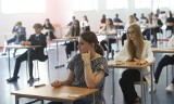 Oto najpopularniejsze klasy w szkołach średnich w Rzeszowie. Oblegane są klasy z biologią i chemią