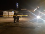 W Tarnowie padły w nocy strzały. Policja użyła broni, aby obezwładnić 20-latka, który wcześniej zaatakował funkcjonariuszy maczetą