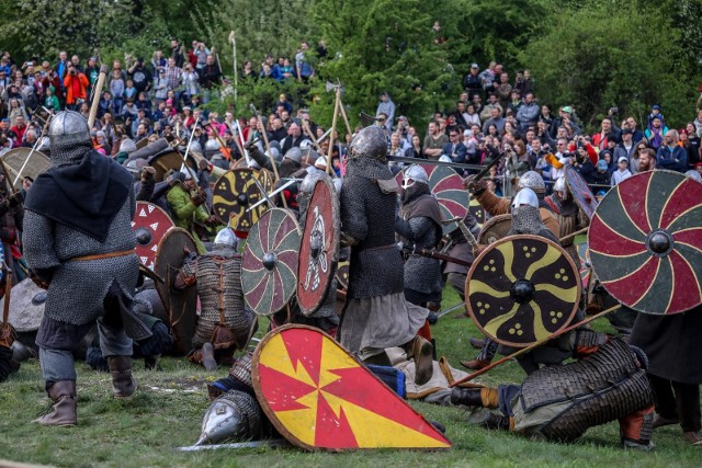 Tradycyjne Święto Rękawki wraca na kopiec Krakusa