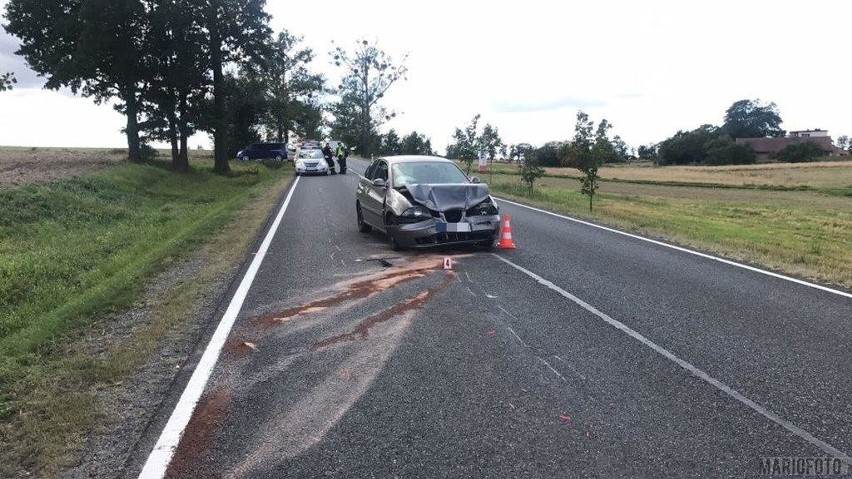 Zderzenie trzech aut w Biadaczu pod Kluczborkiem.