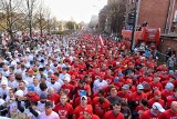 Bieg Niepodległości w Poznaniu 2018: Kilkadziesiąt tysięcy biegaczy wystartowało z ul. Solnej [ZDJĘCIA]