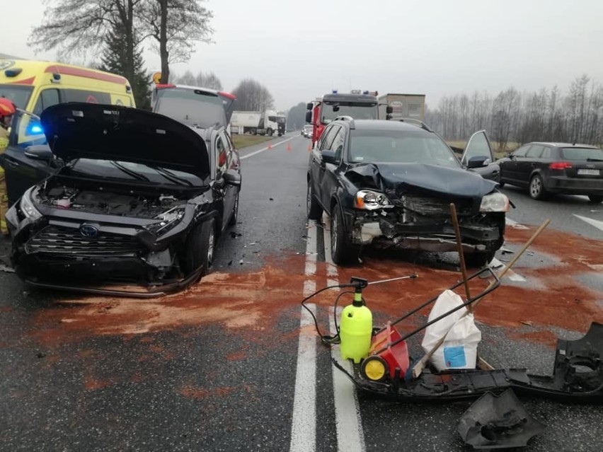 Zderzenie na DK10 w Makowiskach pod Bydgoszczą [zdjęcia]