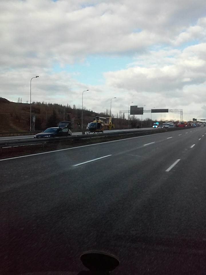 Tragiczny wypadek na A4 w Zabrzu: Zgnał pasażer samochodu,...