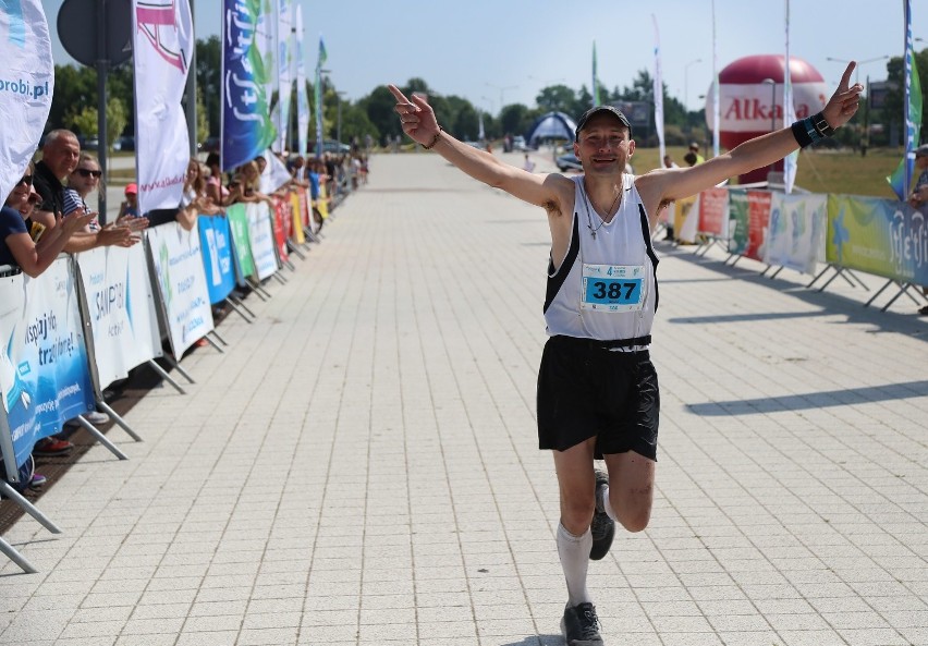 Maraton Szczeciński 2018: pół tysiąca biegaczy! [DUŻO ZDJĘĆ, WIDEO]