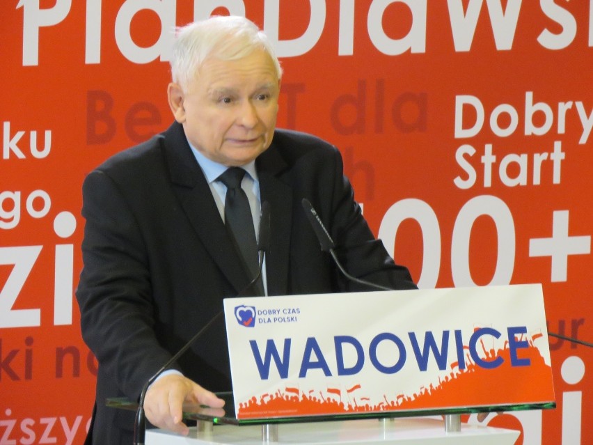 Wybory parlamentarne 2019. Jarosław Kaczyński w Wadowicach. Protest Mateusza Klinowskiego. Video, Zdjęcia