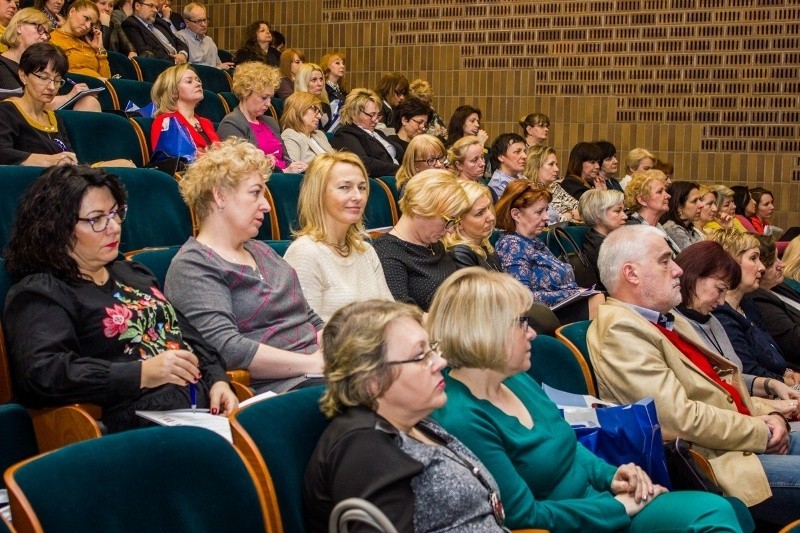 Sosnowiec: dyrektorzy szkół rozmawiali w Humanitas o promocji ZDJĘCIA