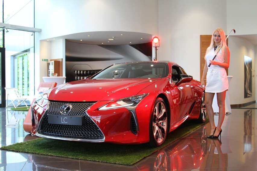 Lexus LC...