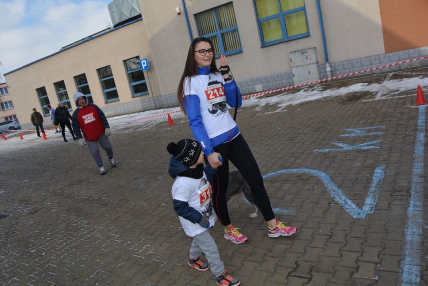 Ostrołęka: Bieg Pamięci Żołnierzy Wyklętych "Tropem Wilczym" 2018. Około 500 uczestników! [ZDJĘCIA+WIDEO]