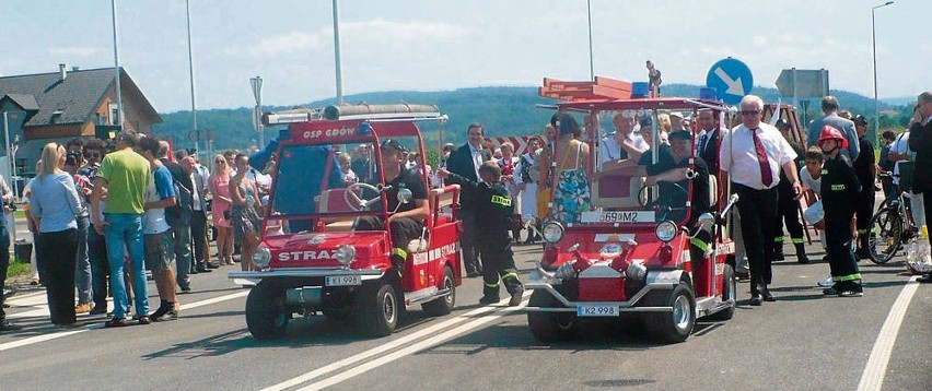 Otwarcie pierwszego odcinka obwodnicy Gdowa. Budowa drogi...