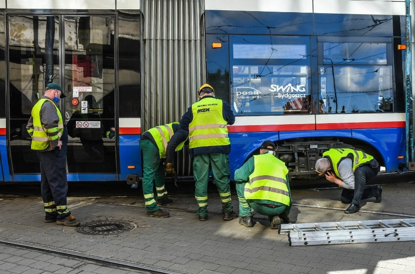 5 maja około godz. 9.00 doszło do zderzenia tramwajów w...