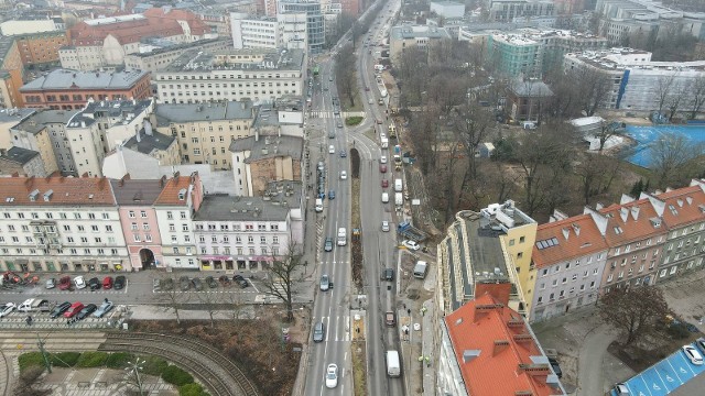 Wzdłuż nowej drogi rowerowej pojawią się również ławki, kosze na śmieci, stojaki rowerowe i elementy ochrony drzew