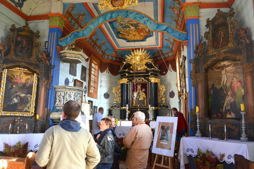 Kościółek w Muzeum Wsi Kieleckiej w Tokarni odzyskał blask sprzed wieków  