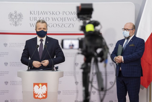 Wojewoda Kujawko-Pomorski oraz Państwowy Wojewódzki Inspektor Sanitarny apelują do mieszkańców o poddawanie się szczepieniom ochronnym.