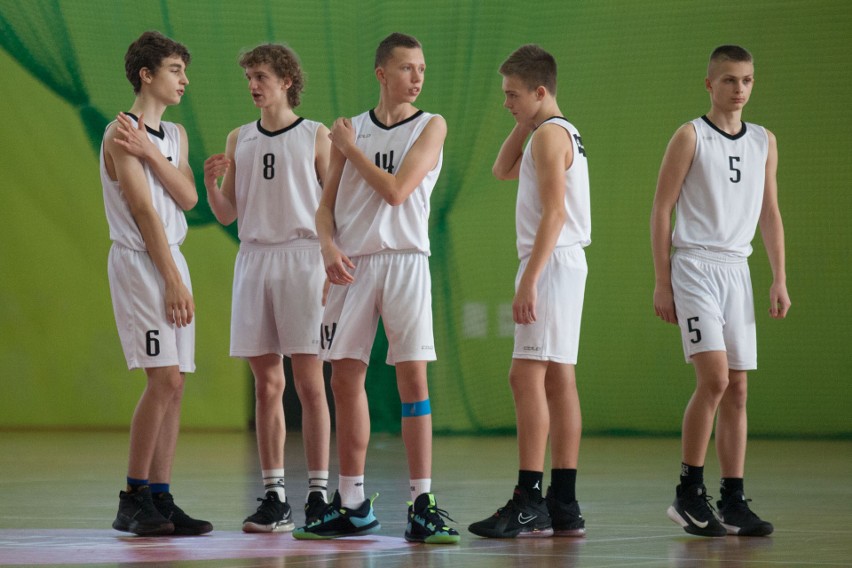 Wyniki spotkań koszykarskiej młodzieży. Zwycięstwa Energi Markos Infocity (zdjęcia)