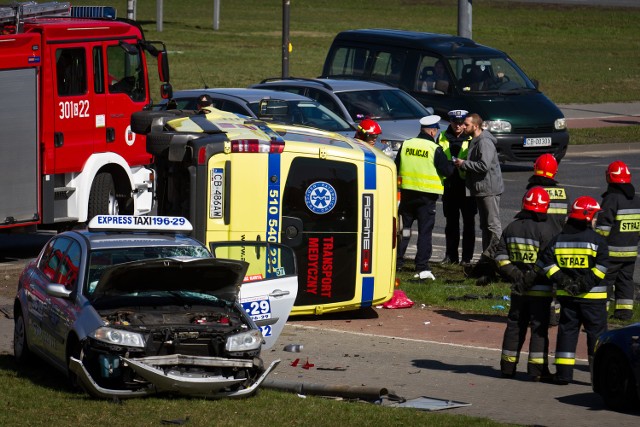 Ostatnie dwa miesiące są wyjątkowo tragiczne na drogach Kujawsko-Pomorskiego. Kierowcy jeżdżą za szybko.