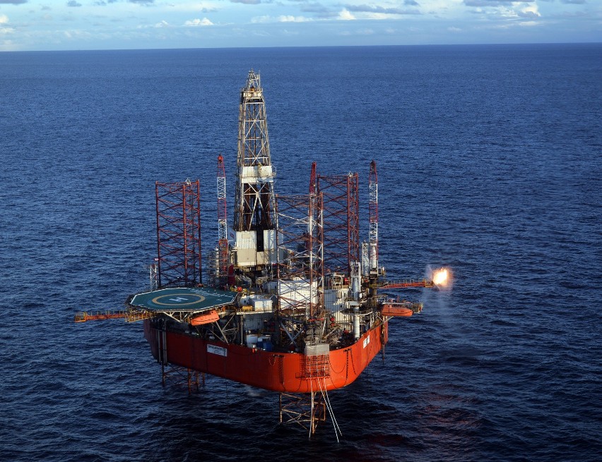 Platforma wiertnicza Lotos Petrobaltic na Morzu Bałtyckim