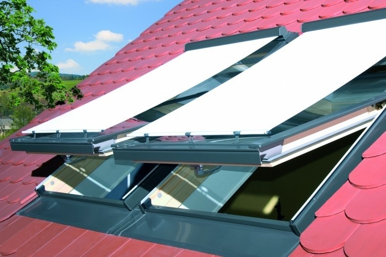Markizy do okien dachowych zapewniają częściowy dostęp...