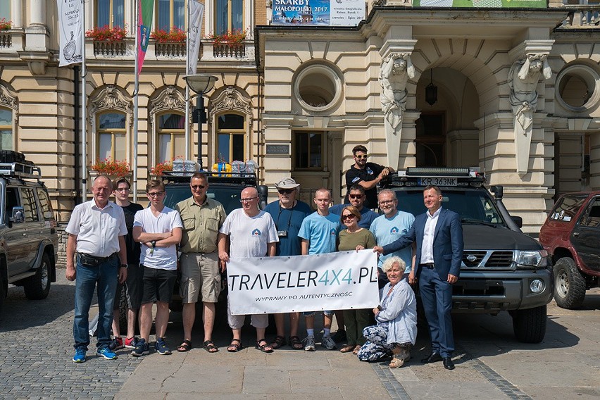 Nowy Sącz. Grupa Traveler 4x4 wyruszyła do Albanii