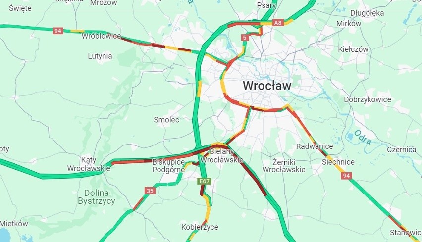 Przejazd między Wrocławiem a Opolem jest częściowo...
