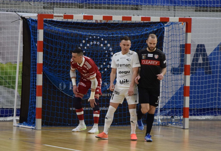 Statscore Futsal Ekstraklasa. Miłe złego początki. Dreman Opole Komprachcice przegrał z Clearexem Chorzów [RELACJA, ZDJĘCIA, ROZMOWA]