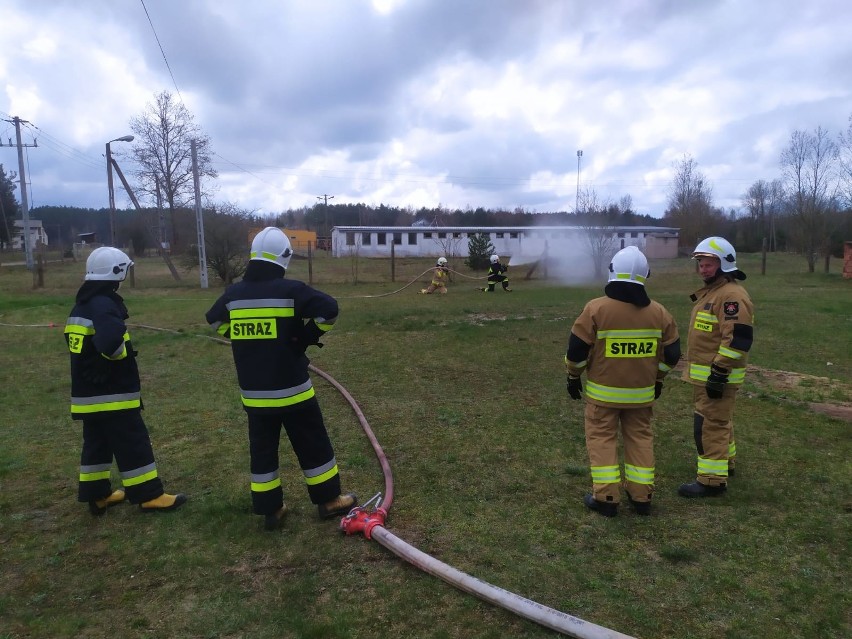 Bielsk Podlaski. Strażacy ratownicy OSP z regionu zakończyli szkolenie. Wszyscy zdali egzamin!