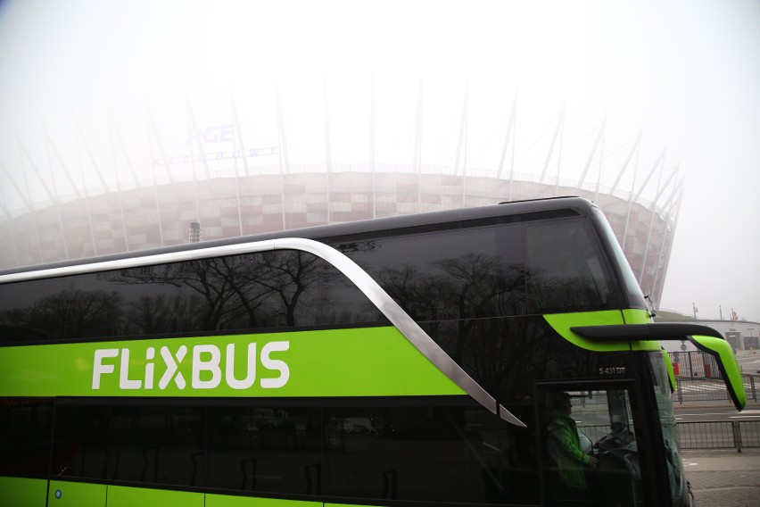 Flixbus zawiezie nas również do Warszawy (niektóre kursy...