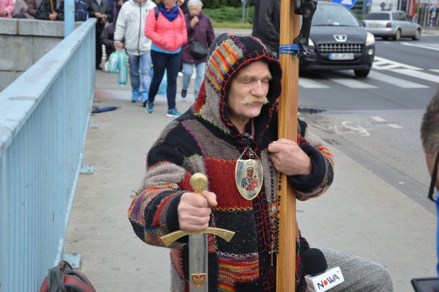 Piastun na modlitwy przyjechał z Kociat koło Turku.