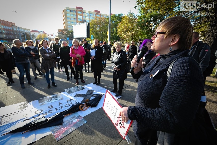 Kobiety znowu protestowały na ulicach Szczecina [zdjęcia, wideo]