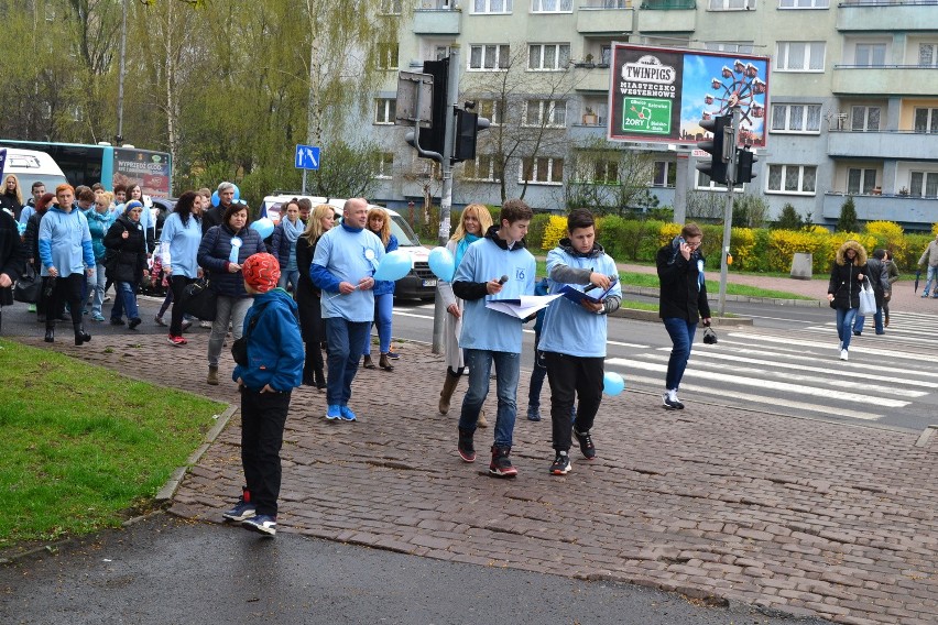 Sosnowiec: ulicami miasta przeszedł Błękitny Marsz [ZDJĘCIA]