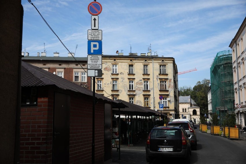Kraków. Zaskarżyli ograniczenie ruchu na Kazimierzu. Uważają, że wystarczą droższe opłaty za parkowanie