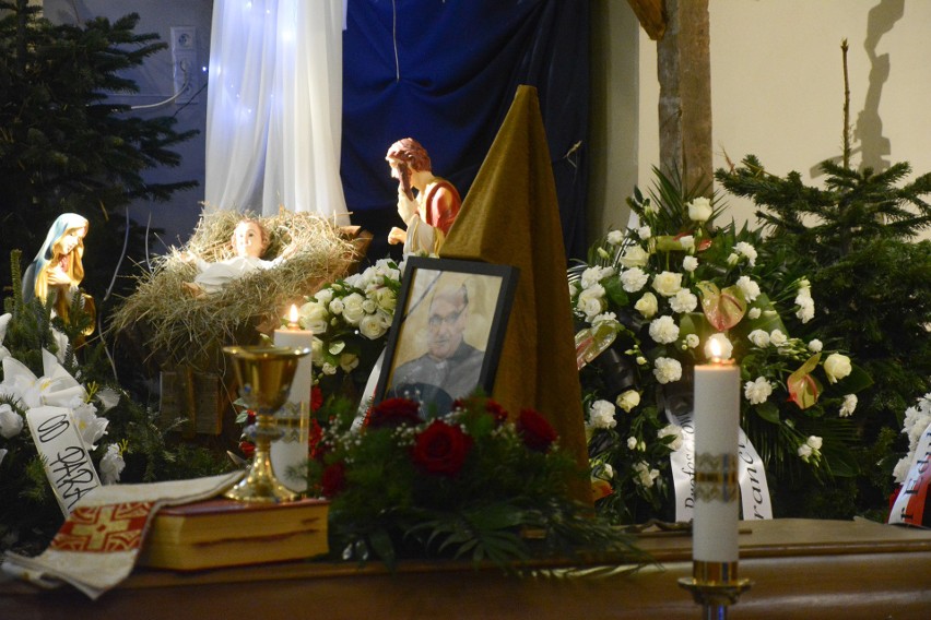 Ostatnie pożegnanie ks. prof. Andrzeja Maryniarczyka z KUL. Spoczął na cmentarzu przy ul. Unickiej w Lublinie