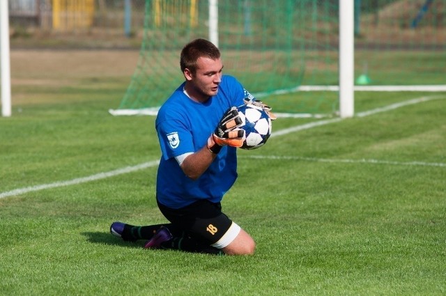 Oskar Pogorzelec będzie bronił w reprezentacji Polski. W klubie też jest bardzo potrzebny.