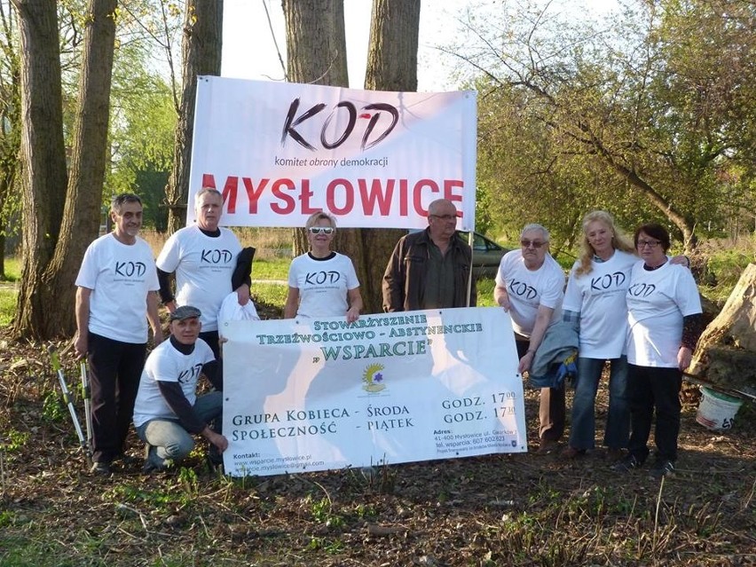 Akcją sprzątania przejścia do Gimnazjum nr 1 w Mysłowicach