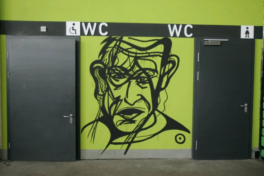 Stadion Wrocław: Graffiti