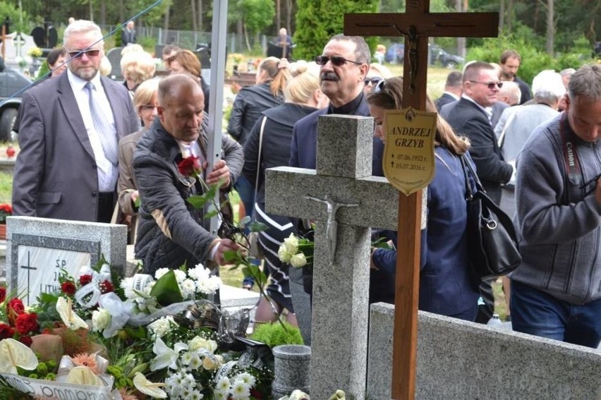 Pogrzeb senatora Andrzeja Grzyba [ZDJĘCIA]