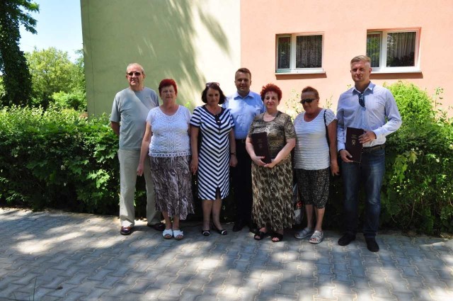 W odbiorze chodnika oprócz prezydenta Marka Materka i radnego Mariusza Konarskiego uczestniczyli mieszkańcy.