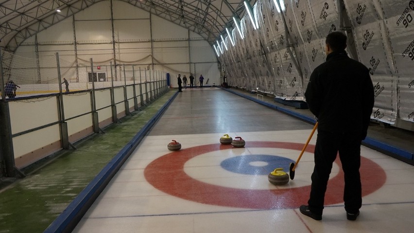 TU BYŁAM odc. 15. Kasia Kapusta gra w curling [WIDEO]