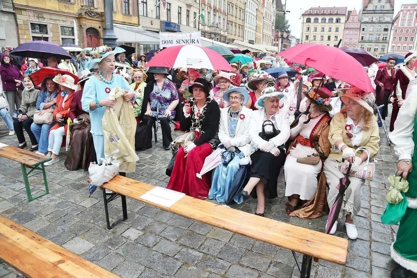 Marsz Kapeluszy we Wrocławiu. Zobacz zdjęcia!