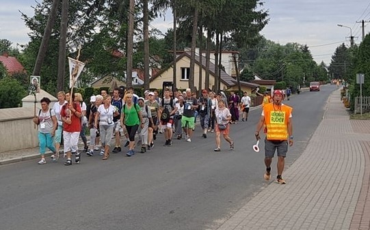 We wtorek 2 sierpnia do parafii w Dulsku gościli pielgrzymi...