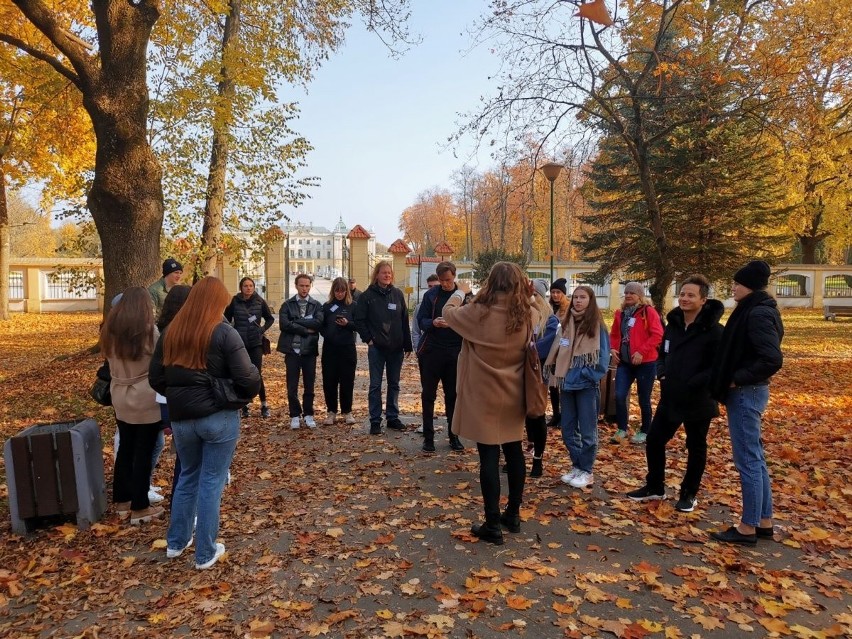 Zwiedzali, smakowali, integrowali się... International Sightseeing Day na Uniwersytecie Medycznym [ZDJĘCIA]