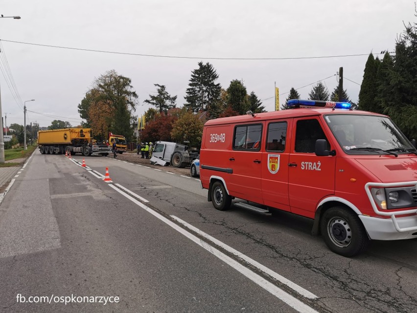 Konarzyce. Zderzenie ciężarówek. Z jednej oderwała się kabina [ZDJĘCIA]