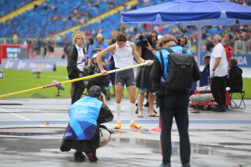 Armand Duplantis w tym roku po raz pierwszy wystąpił na...