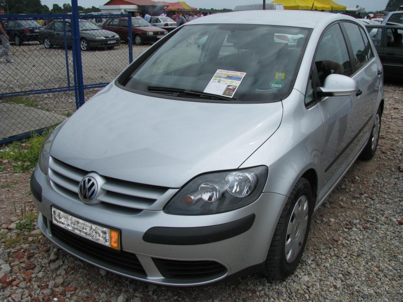 2. Volkswagen Golf Plus...