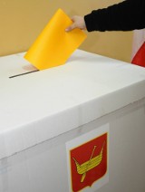 Wybory do Rad Osiedli w Łodzi. Do zdobycia jest 624 mandatów radnych w 36 radach osiedlowych. Radni zarobią...