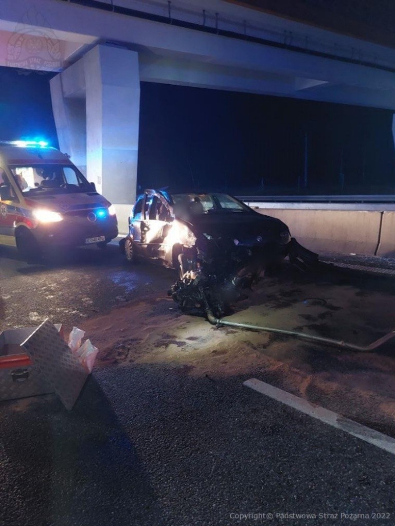 Jak podaje policja od kierowcy toyoty wyczuwalna była woń...