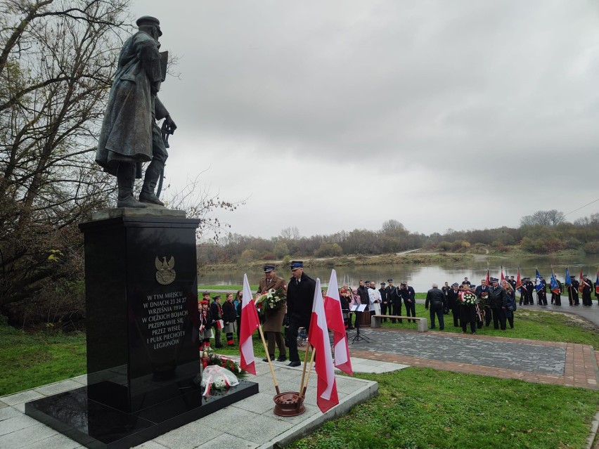 11 listopada mieszkańcy Opatowca obchodzili Narodowe Święto...