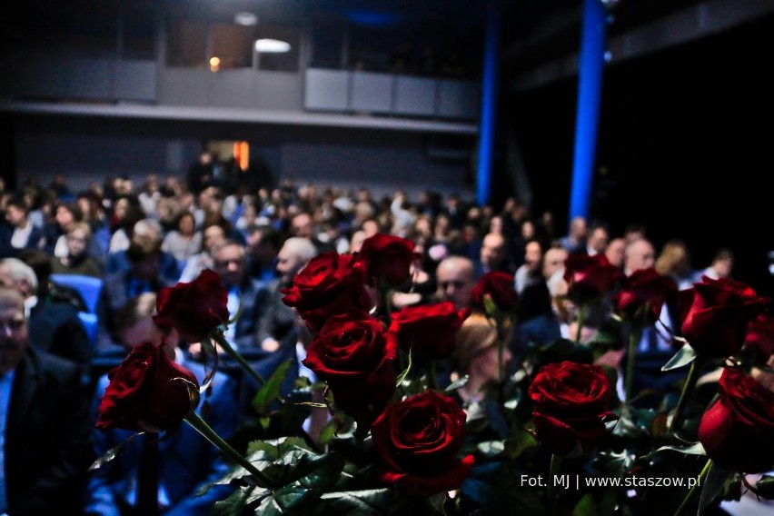 Staszowska Gala Sportu 2018 - nagrodzono najlepszych, było wiele podziękowań (DUŻO ZDJĘĆ, LISTA LAUREATÓW) 