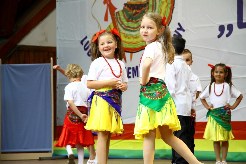 Dziecięcy Festiwal Tańców i Przyśpiewek Ludowych