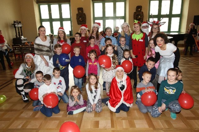 Mikołajki w Pałacu Biskupów Krakowskich  były magiczne zarówno dla  dzieciaków jak i wolontariuszy.